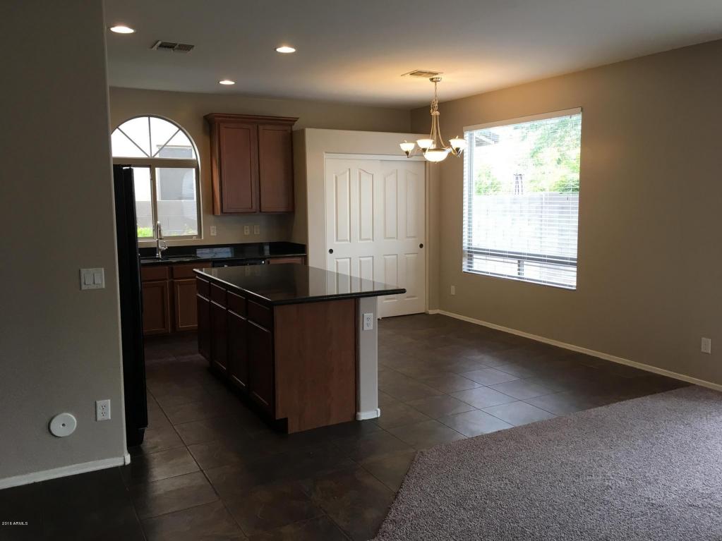 4160 E Santa Fe Ln, Gilbert, AZ 85297 photo 8