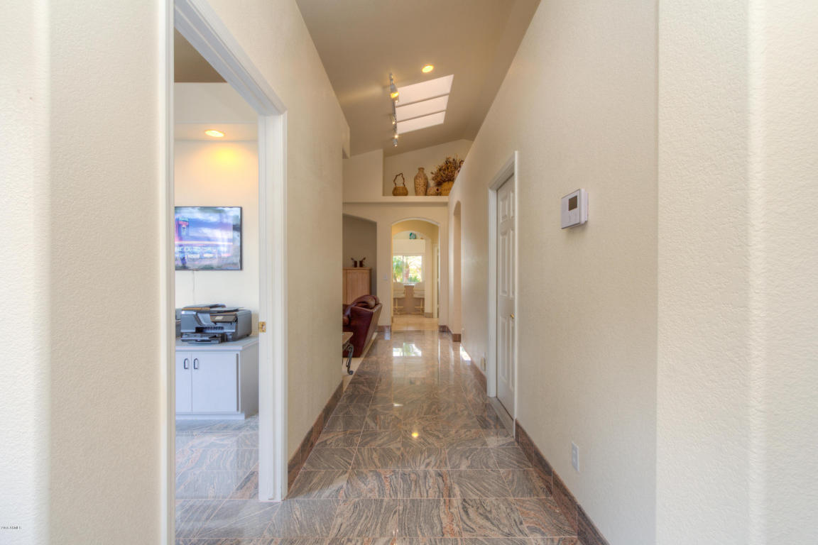 1401 E Glenhaven Dr, Phoenix, AZ 85048 photo 6