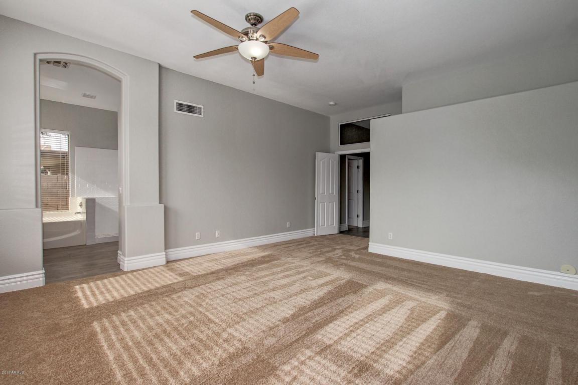4377 E Briles Rd, Phoenix, AZ 85050 photo 17