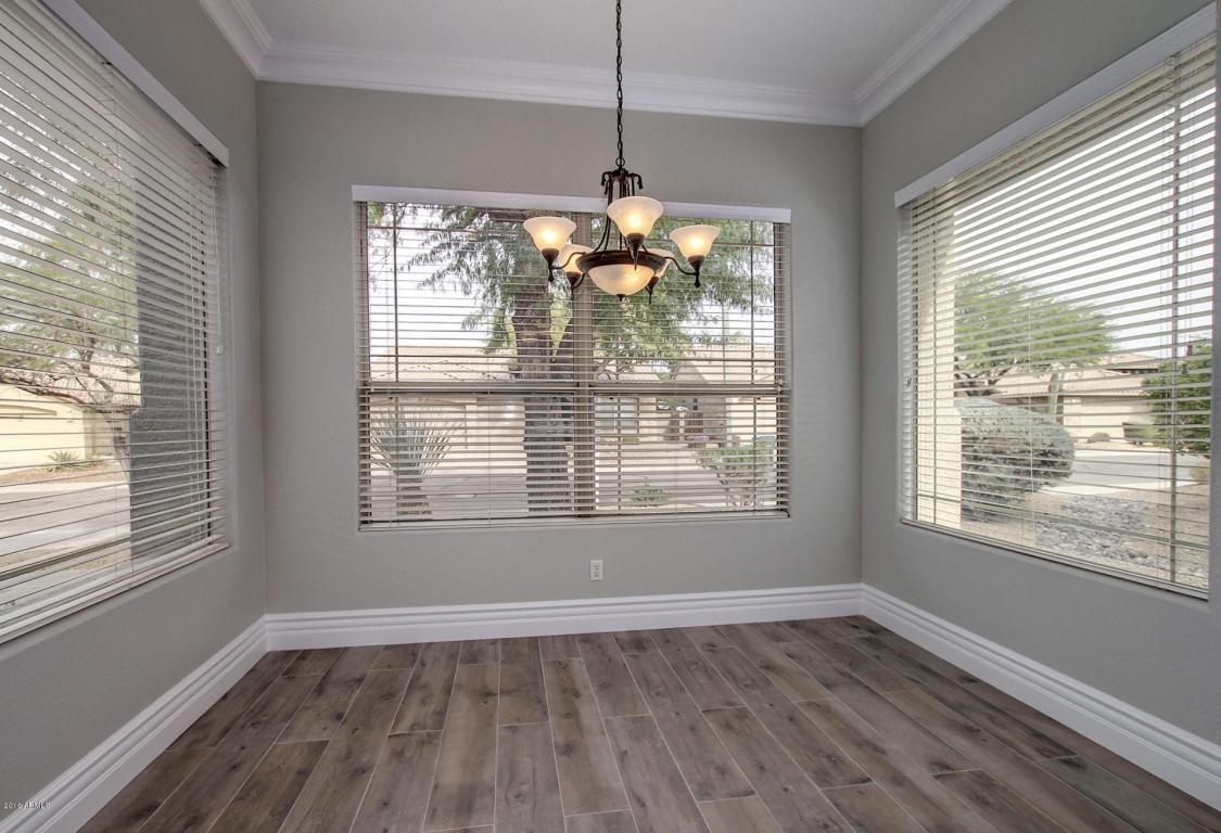 4377 E Briles Rd, Phoenix, AZ 85050 photo 10