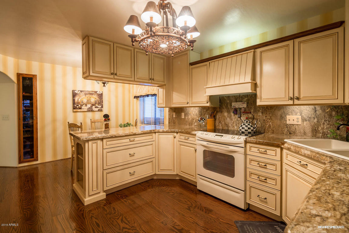 8009 N 3rd Pl, Phoenix, AZ 85020 photo 5