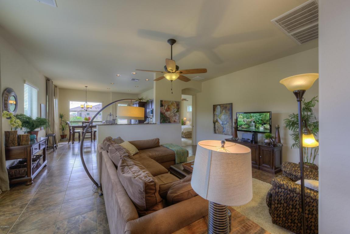 8811 E Indigo St, Mesa, AZ 85207 photo 5