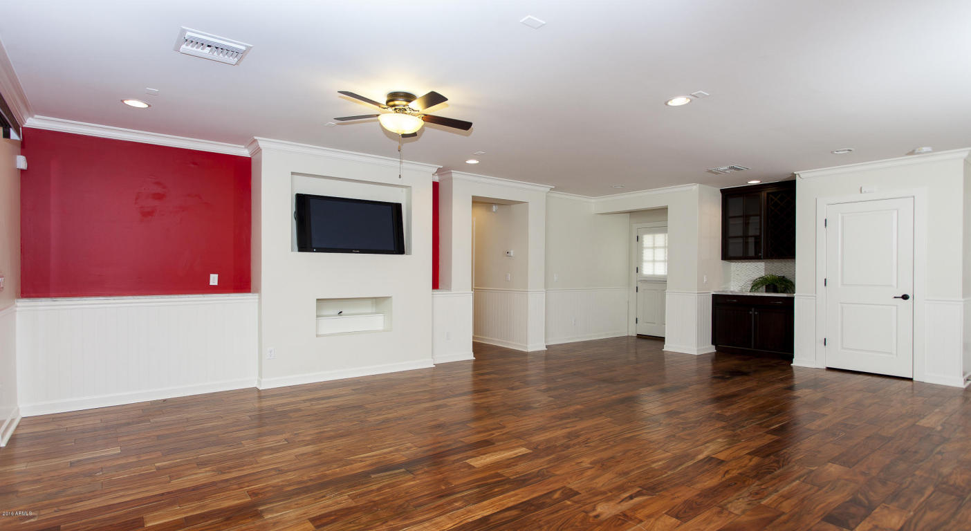 3946 E Hazelwood St, Phoenix, AZ 85018 photo 4