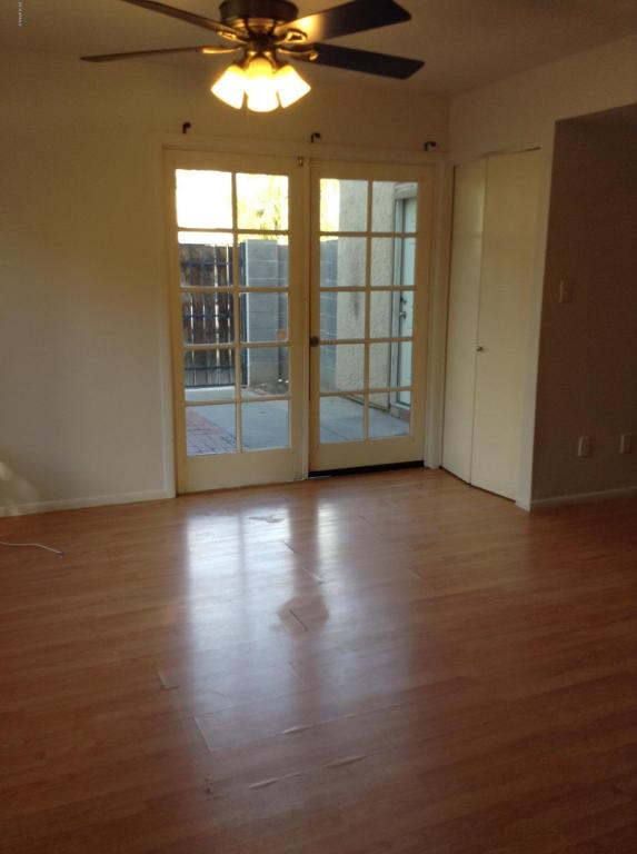 1032 E Redfield Rd, Tempe, AZ 85283 photo 2