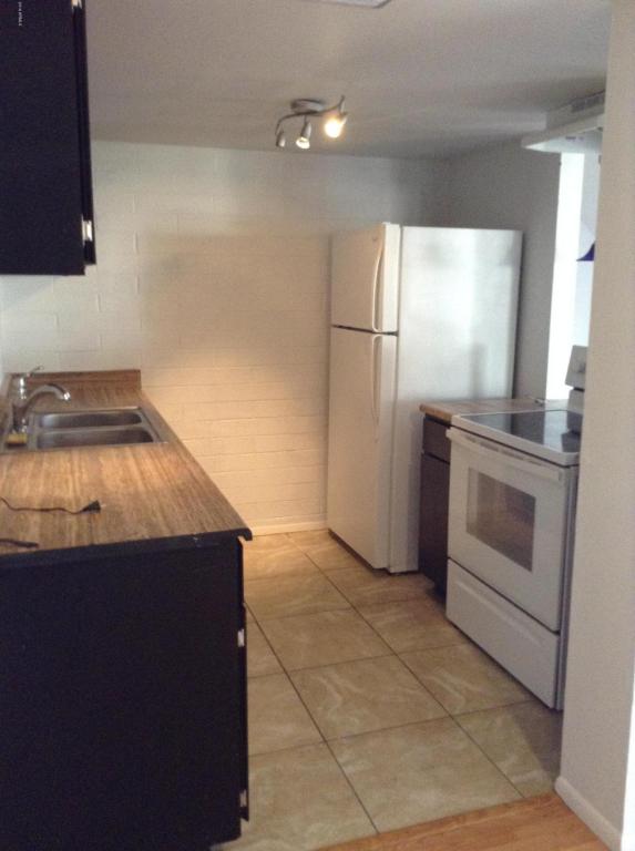 1032 E Redfield Rd, Tempe, AZ 85283 photo 7