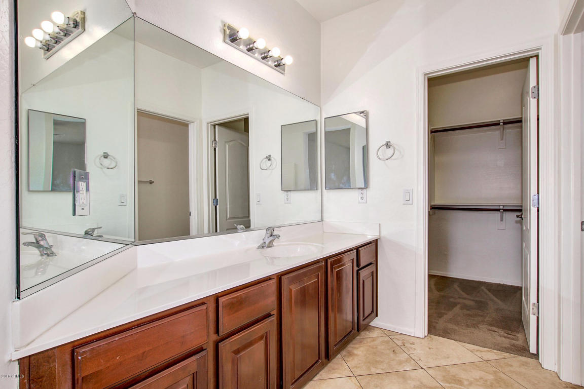 3735 E Larson Ln, Gilbert, AZ 85295 photo 19