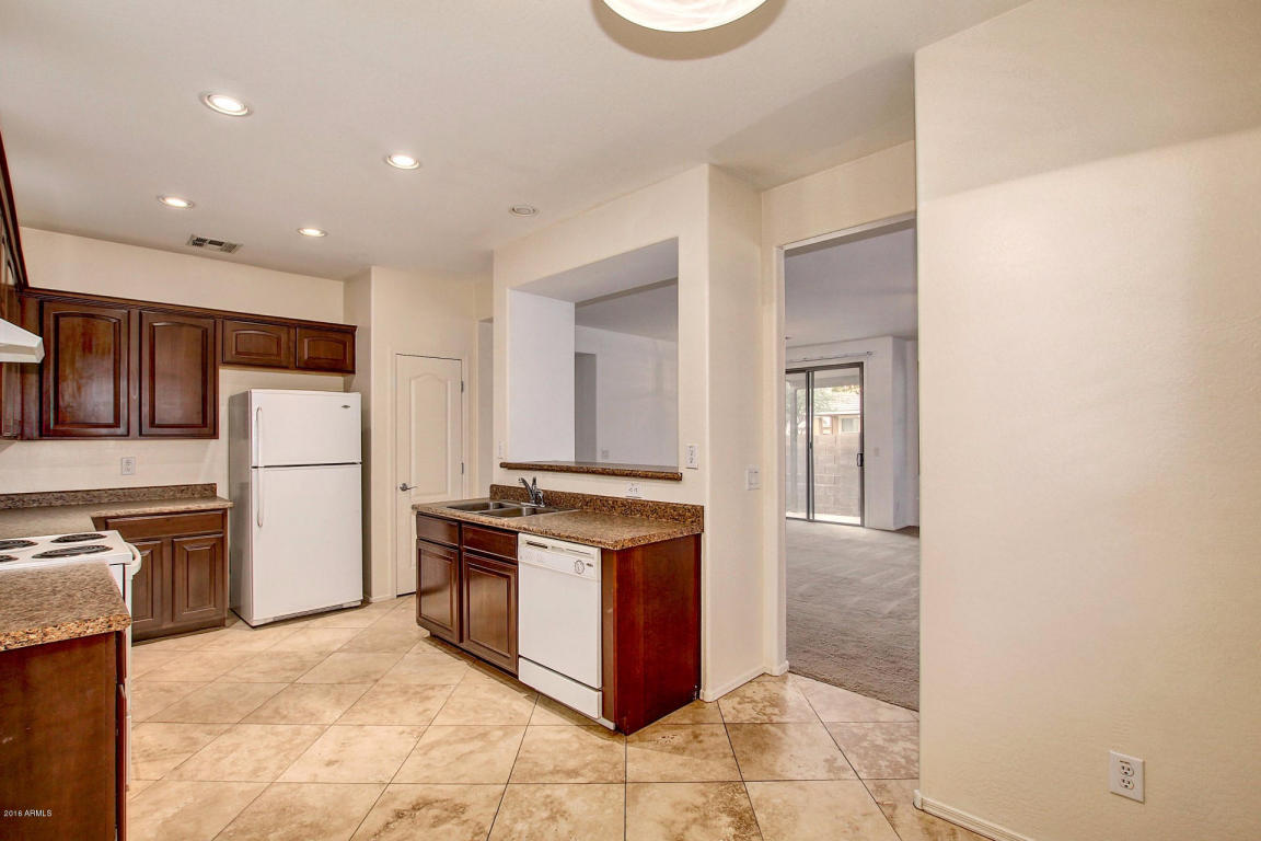 3735 E Larson Ln, Gilbert, AZ 85295 photo 10