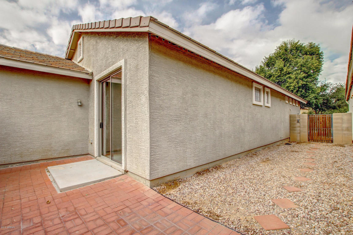 3735 E Larson Ln, Gilbert, AZ 85295 photo 23