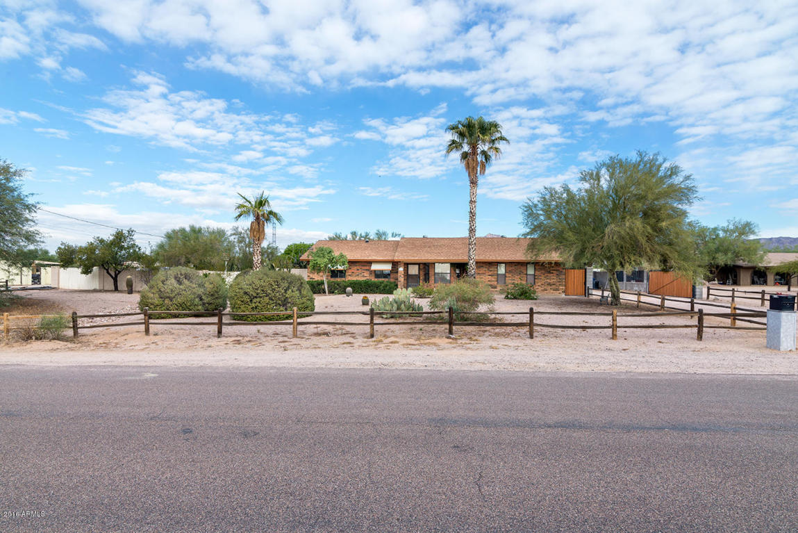 10544 E Fenimore Rd, Mesa, AZ 85207 photo 3