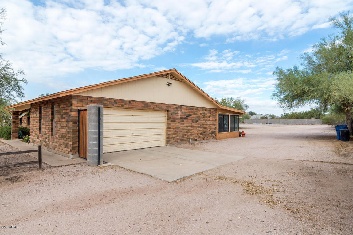 10544 E Fenimore Rd, Mesa, AZ 85207 photo 4