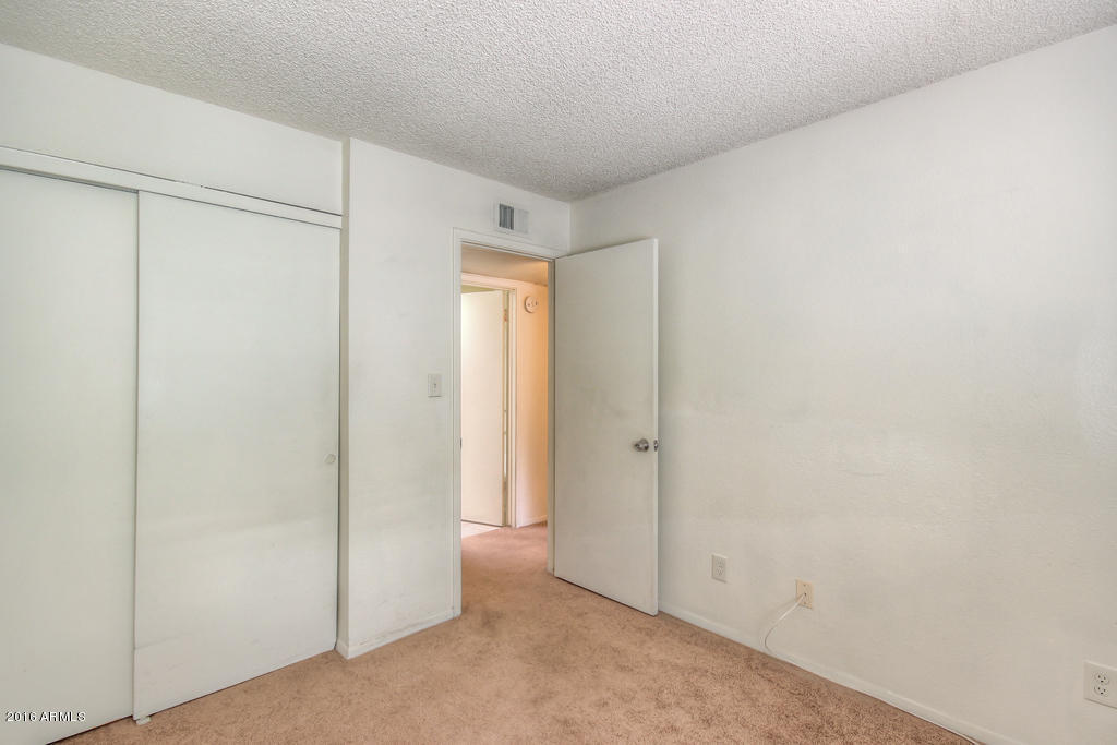 1866 E Kirkland Ln, Tempe, AZ 85281 photo 9