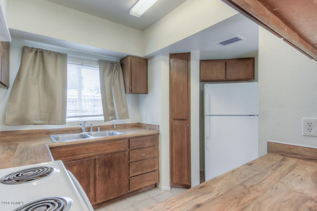 1866 E Kirkland Ln, Tempe, AZ 85281 photo 4