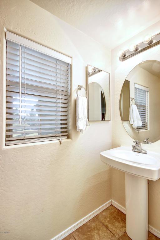 3949 S Rim Rd, Gilbert, AZ 85297 photo 12
