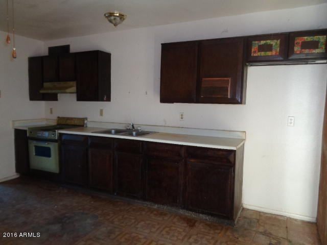 1541 W Vineyard Rd, Phoenix, AZ 85041 photo 10
