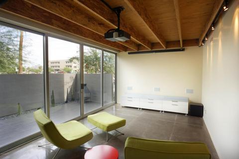 221 E Catalina Dr, Phoenix, AZ 85012 photo 3