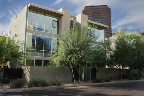 221 E Catalina Dr, Phoenix, AZ 85012 photo 1