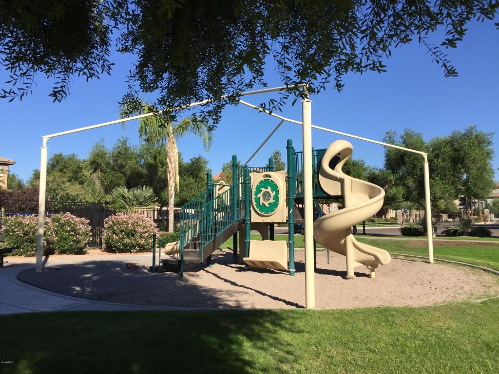 1901 Emily --, Gilbert, AZ 85295 photo 15
