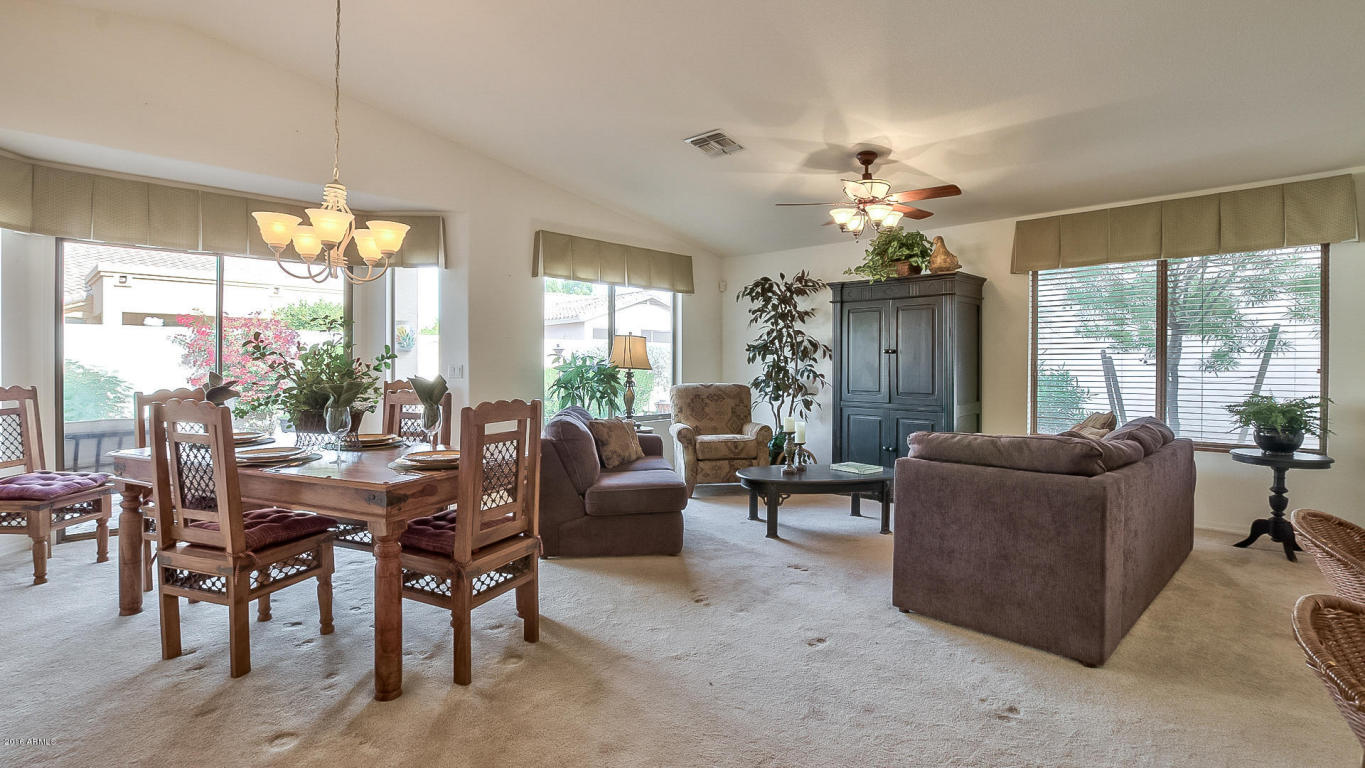 4274 E Chestnut Ln, Gilbert, AZ 85298 photo 9
