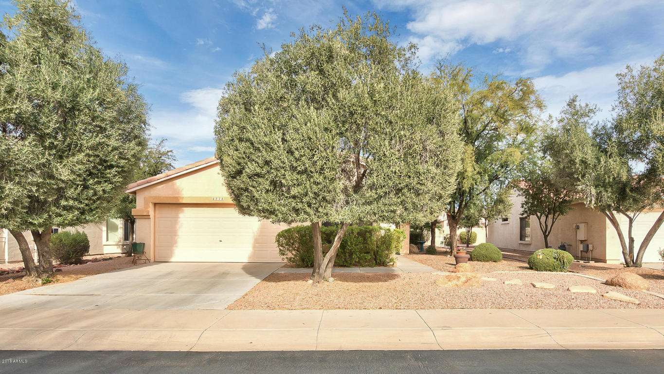 4274 E Chestnut Ln, Gilbert, AZ 85298 photo 2