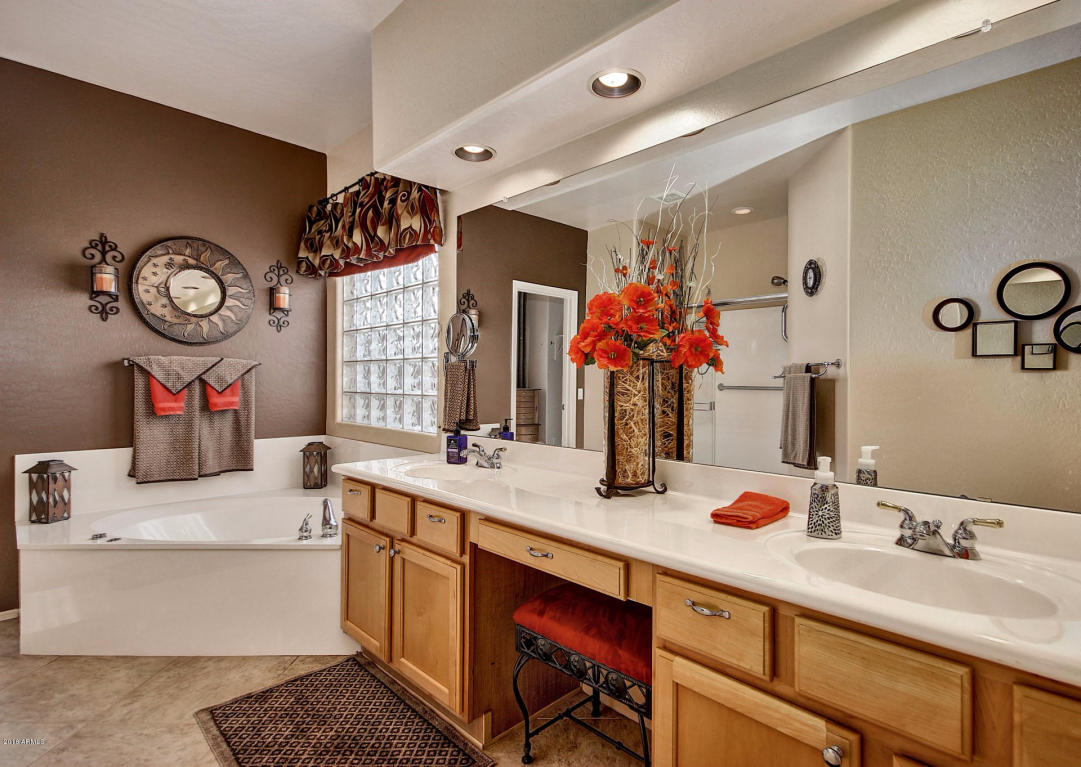 9524 E Knoll Cir, Mesa, AZ 85207 photo 18