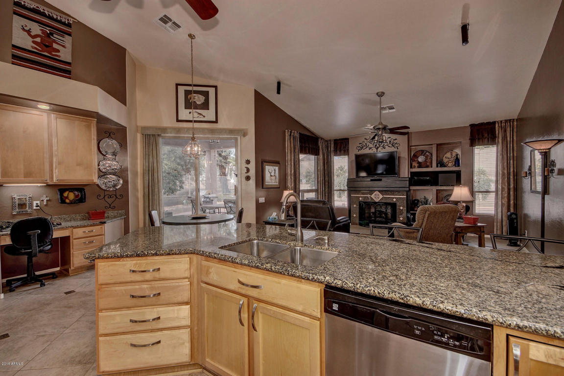 9524 E Knoll Cir, Mesa, AZ 85207 photo 31