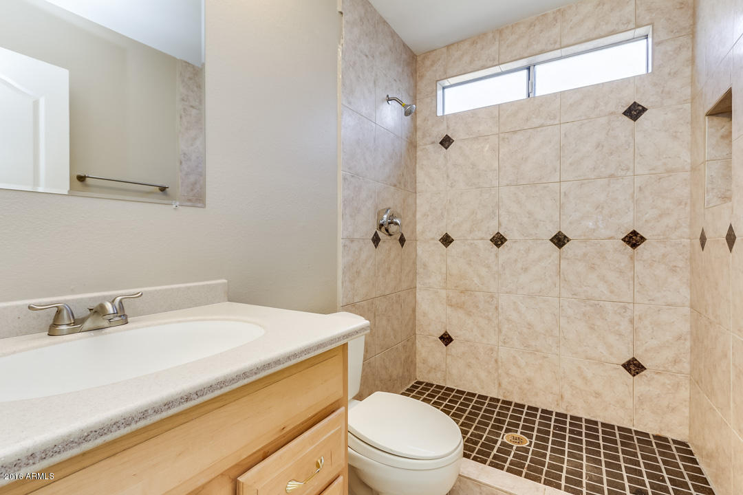 1001 E Oraibi Dr, Phoenix, AZ 85024 photo 9