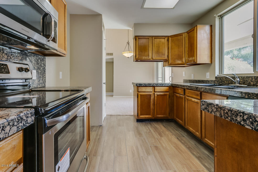 1001 E Oraibi Dr, Phoenix, AZ 85024 photo 5