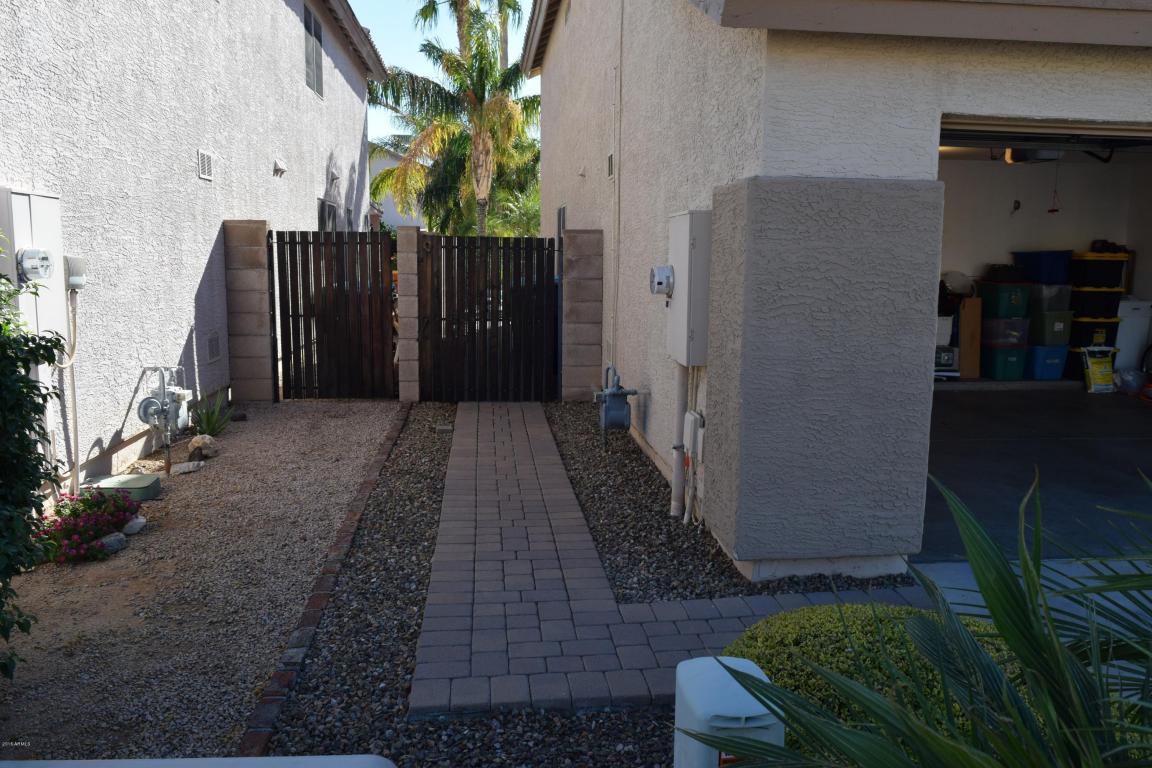 3927 E Morrow Dr, Phoenix, AZ 85050 photo 5