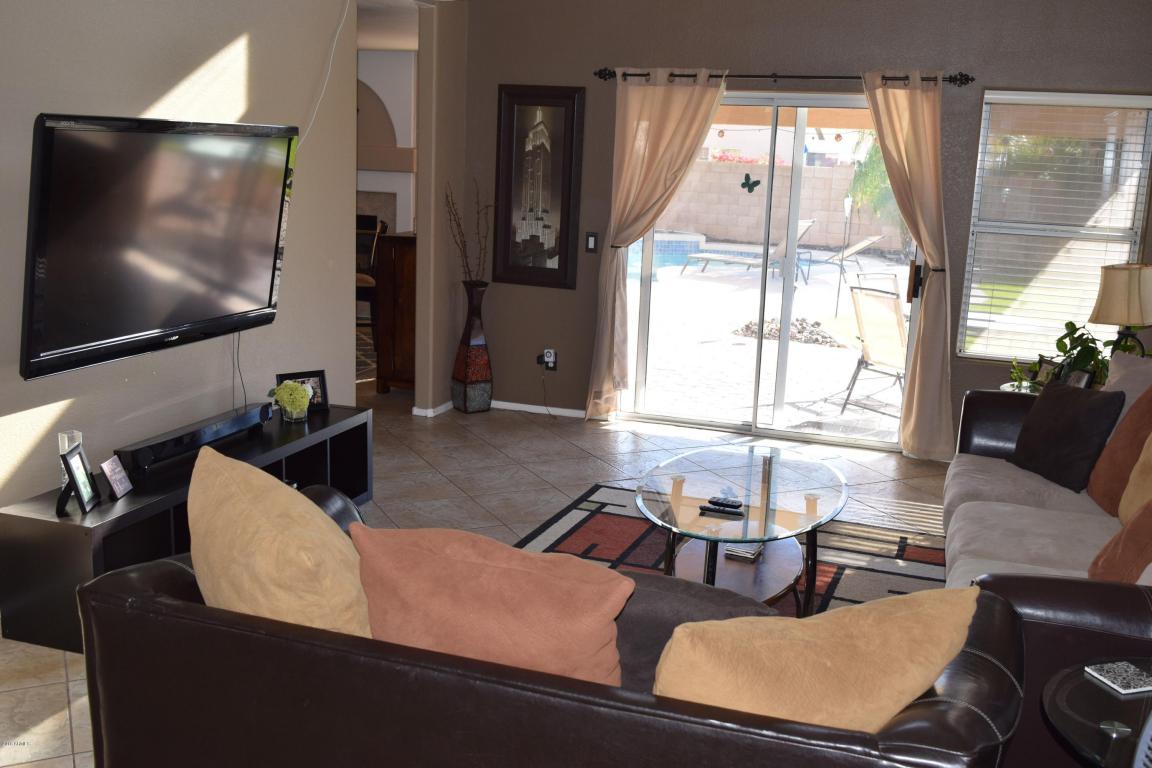 3927 E Morrow Dr, Phoenix, AZ 85050 photo 4