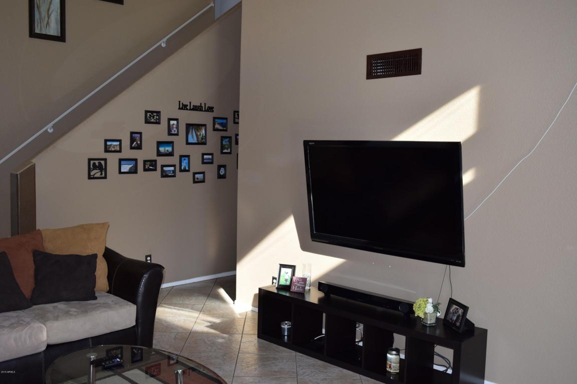 3927 E Morrow Dr, Phoenix, AZ 85050 photo 7