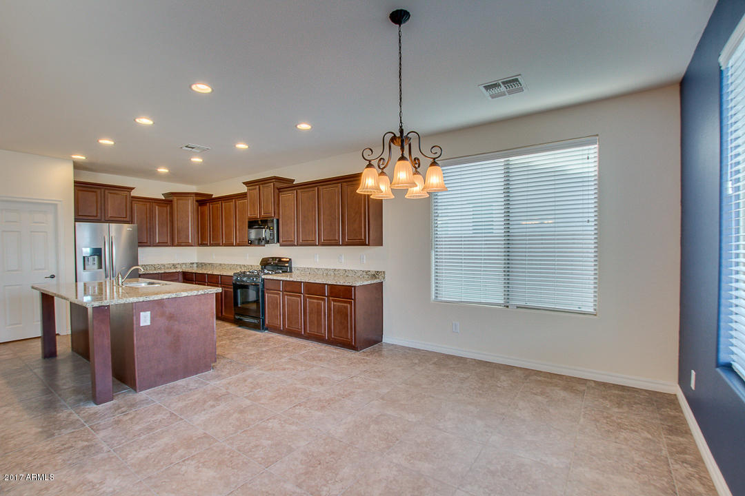 2514 E Donato Dr, Gilbert, AZ 85298 photo 13