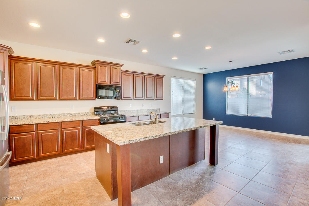2514 E Donato Dr, Gilbert, AZ 85298 photo 9
