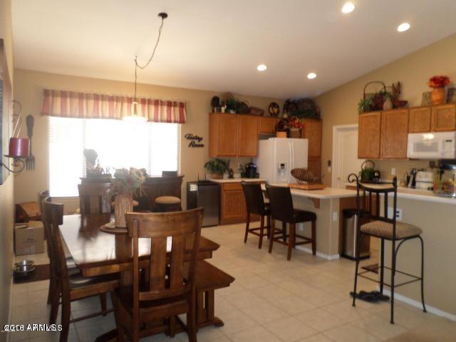 1105 E Brooks St, Gilbert, AZ 85296 photo 3