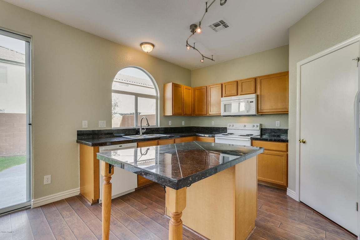 1014 E Bowker St, Phoenix, AZ 85040 photo 4