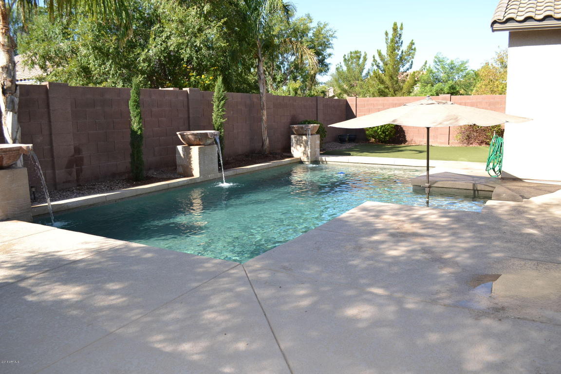 1201 E Benrich Dr, Gilbert, AZ 85295 photo 1