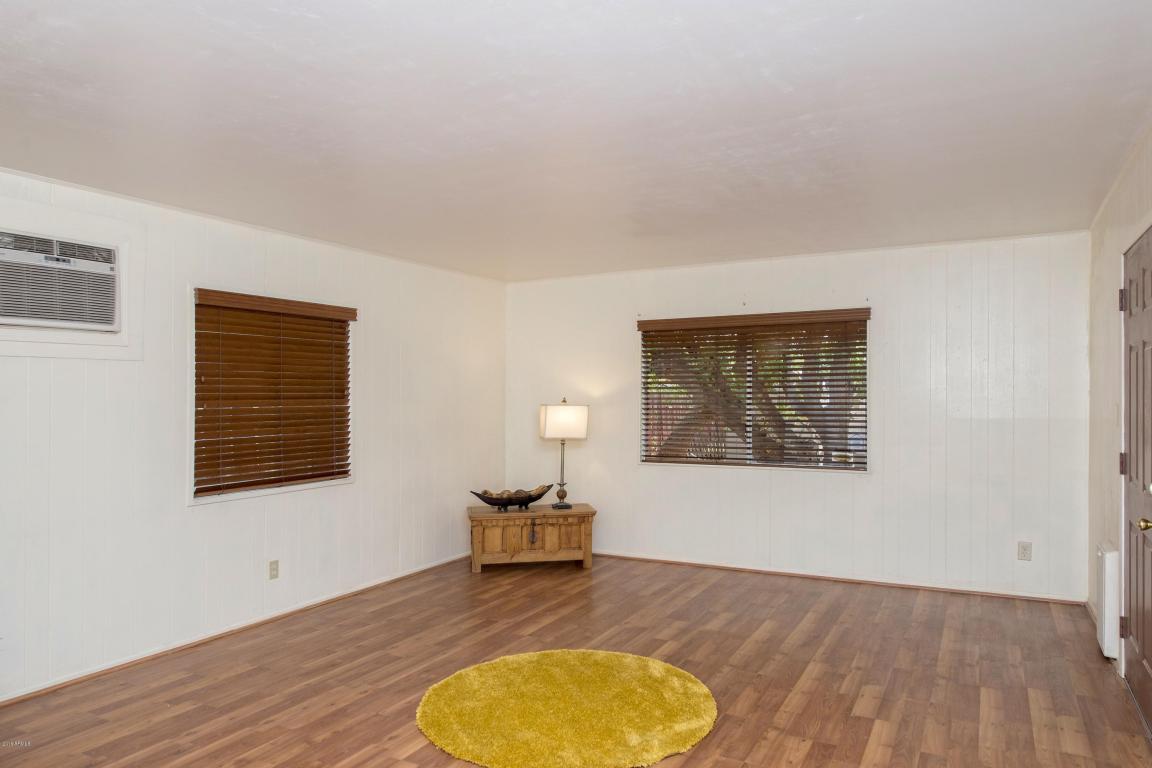 1723 W Northview Ave, Phoenix, AZ 85021 photo 1