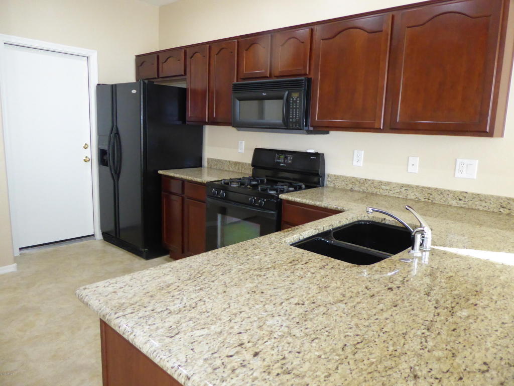 2133 E Sunland Ave, Phoenix, AZ 85040 photo 2