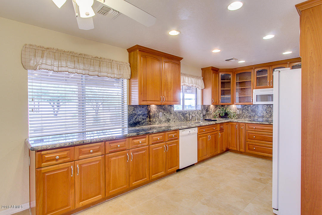 545 N 100th Pl, Mesa, AZ 85207 photo 6