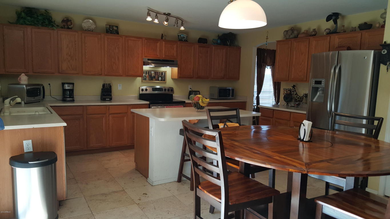 1843 E Apollo Rd, Phoenix, AZ 85042 photo 2