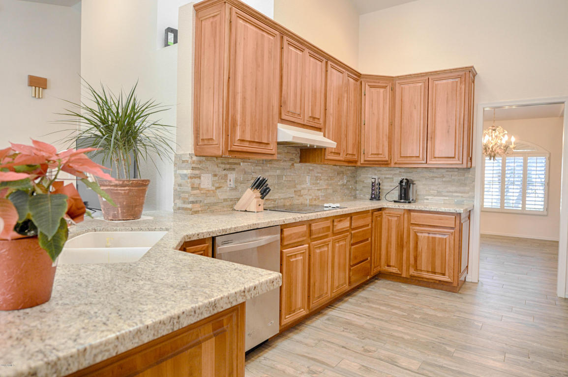 601 E Paradise Ln, Phoenix, AZ 85022 photo 23