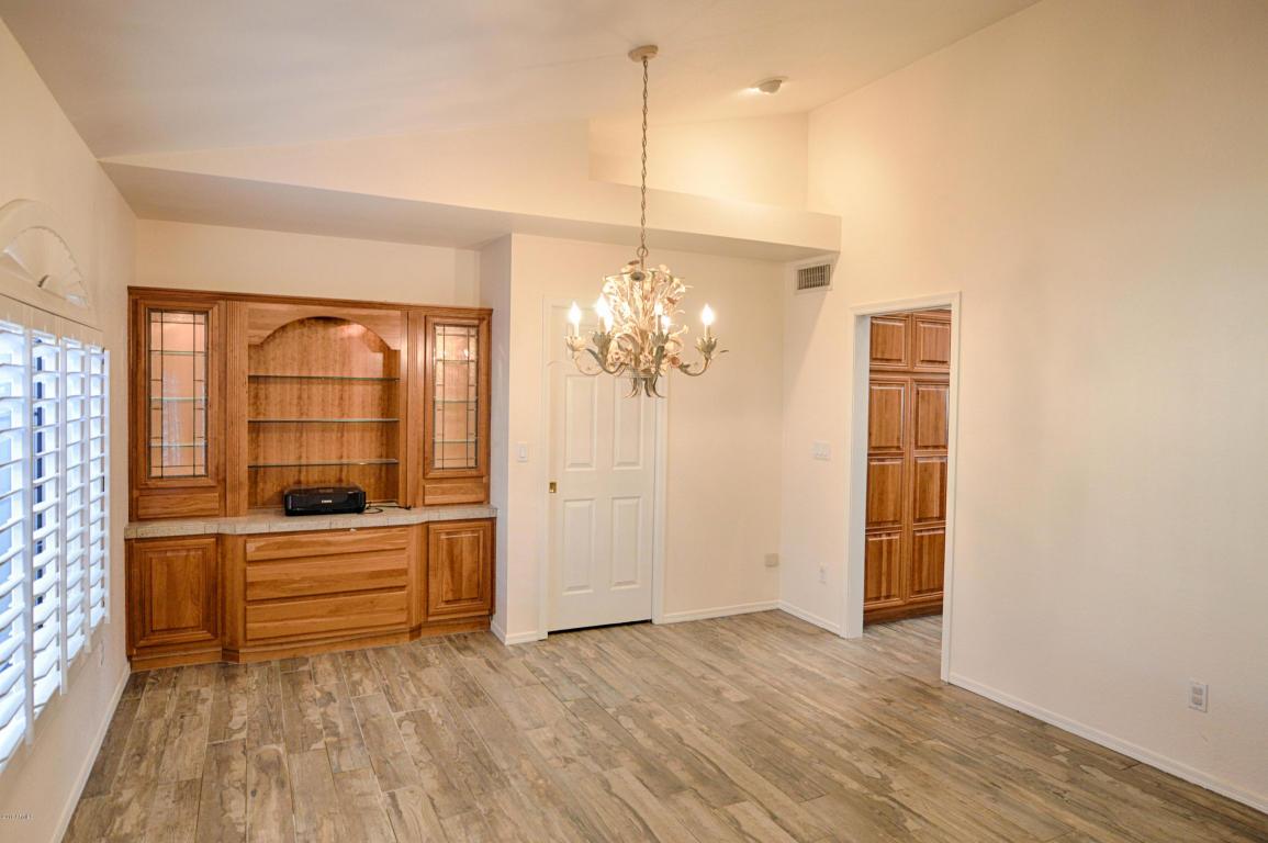 601 E Paradise Ln, Phoenix, AZ 85022 photo 13
