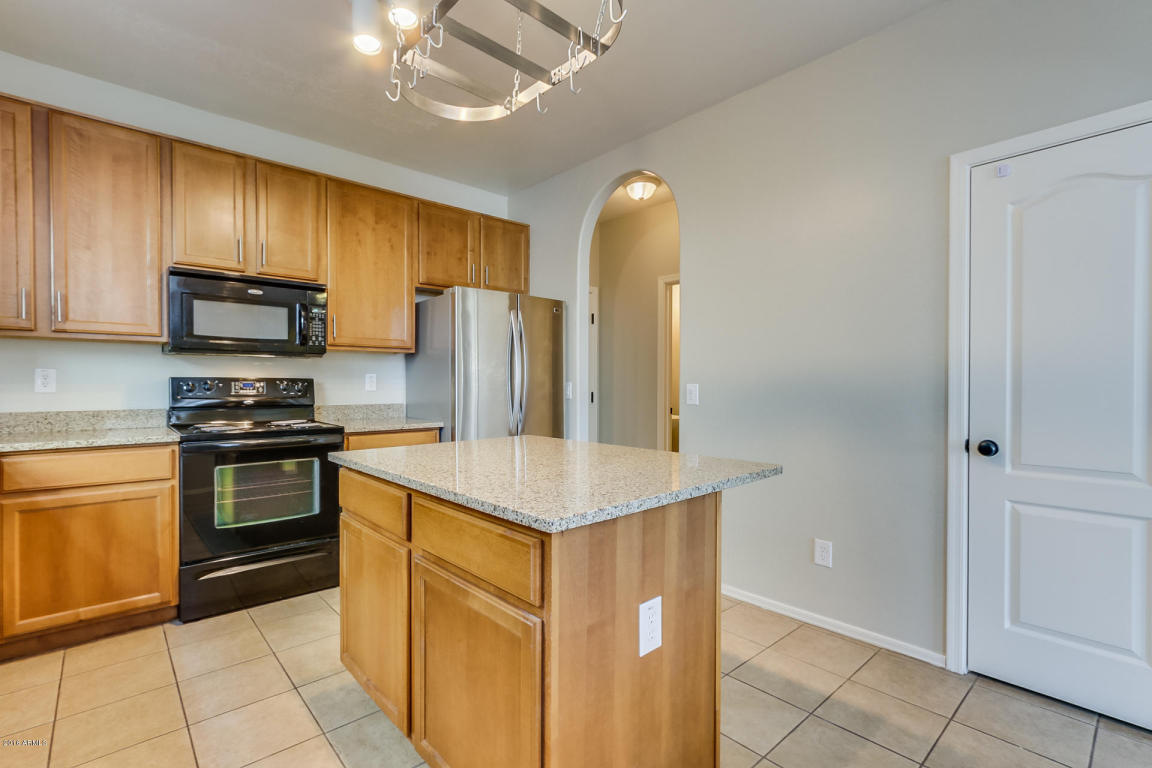 3892 E Gideon Way, Gilbert, AZ 85296 photo 3