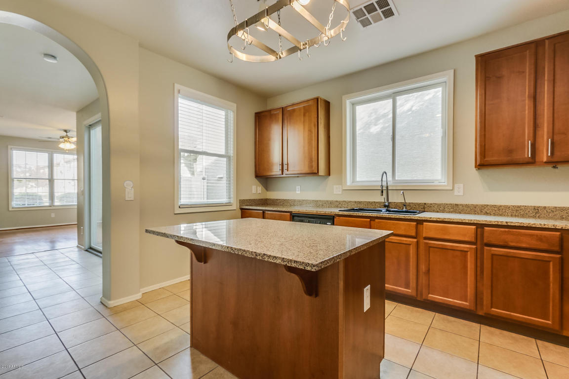 3892 E Gideon Way, Gilbert, AZ 85296 photo 4