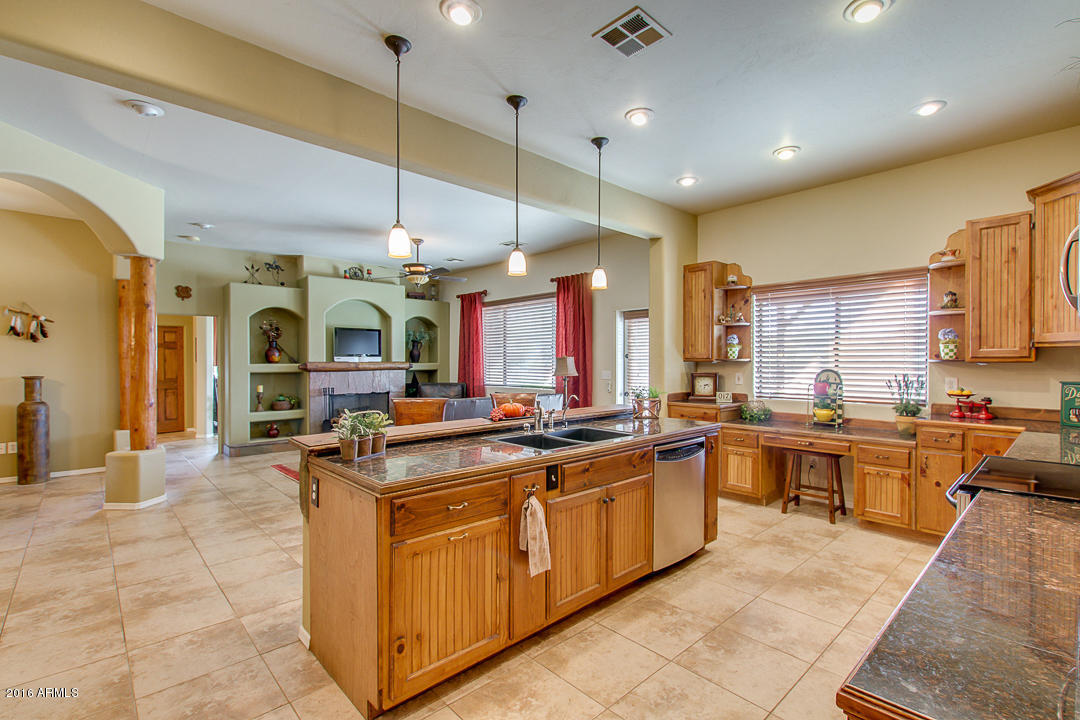 5967 E Mining Camp St, Apache Junction, AZ 85119 photo 9