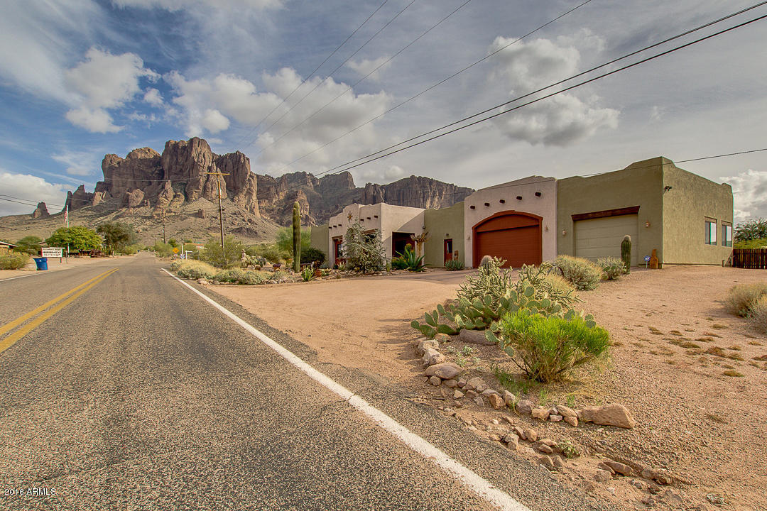 5967 E Mining Camp St, Apache Junction, AZ 85119 photo 3
