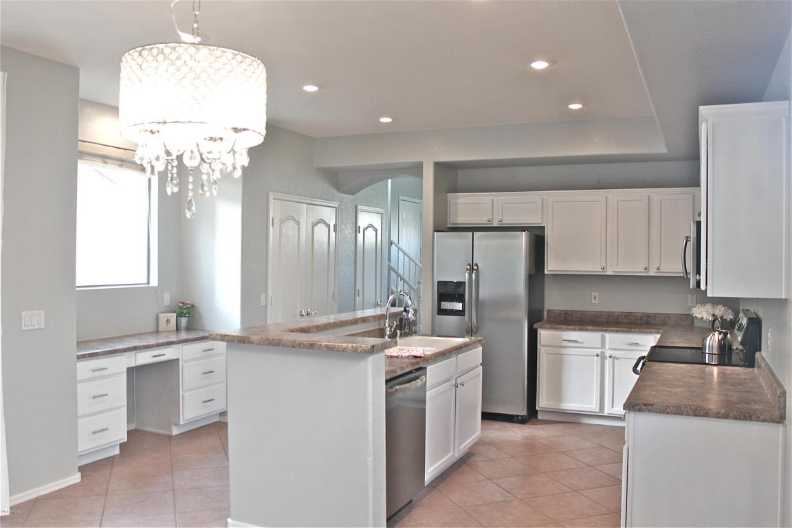 5321 E Hilton Ave, Mesa, AZ 85206 photo 2