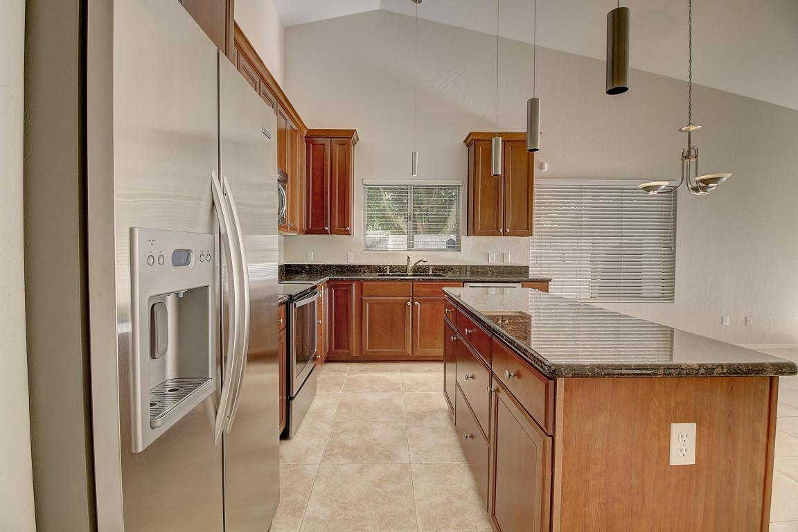 5065 E Paseo Way, Phoenix, AZ 85044 photo 4