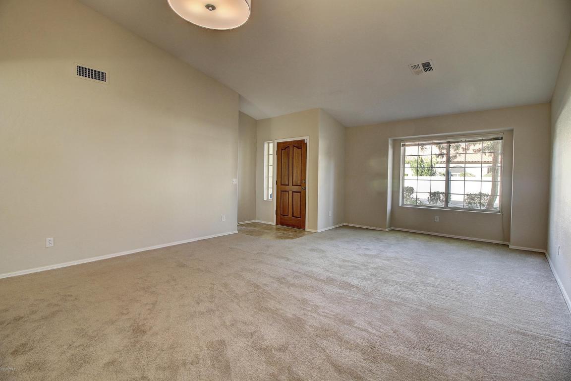 5065 E Paseo Way, Phoenix, AZ 85044 photo 3