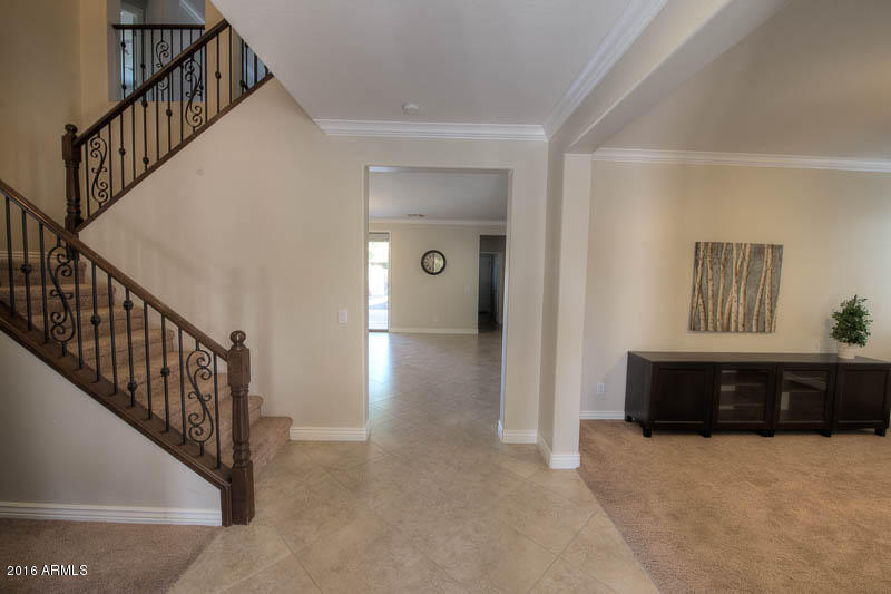1723 S Reseda St, Gilbert, AZ 85295 photo 3