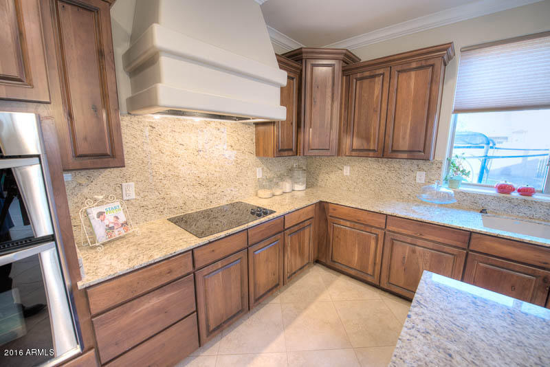 1723 S Reseda St, Gilbert, AZ 85295 photo 9